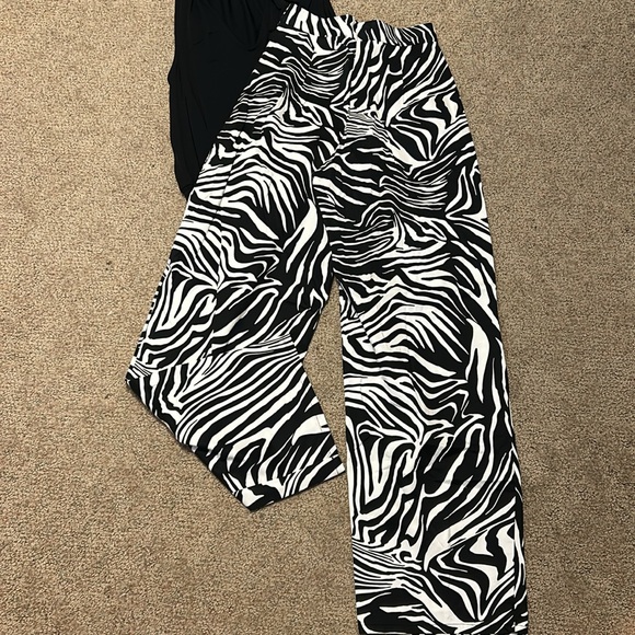 Anthropologie Corey Lynn
Calter Zebra-Striped Pants - Picture 7 of 9
